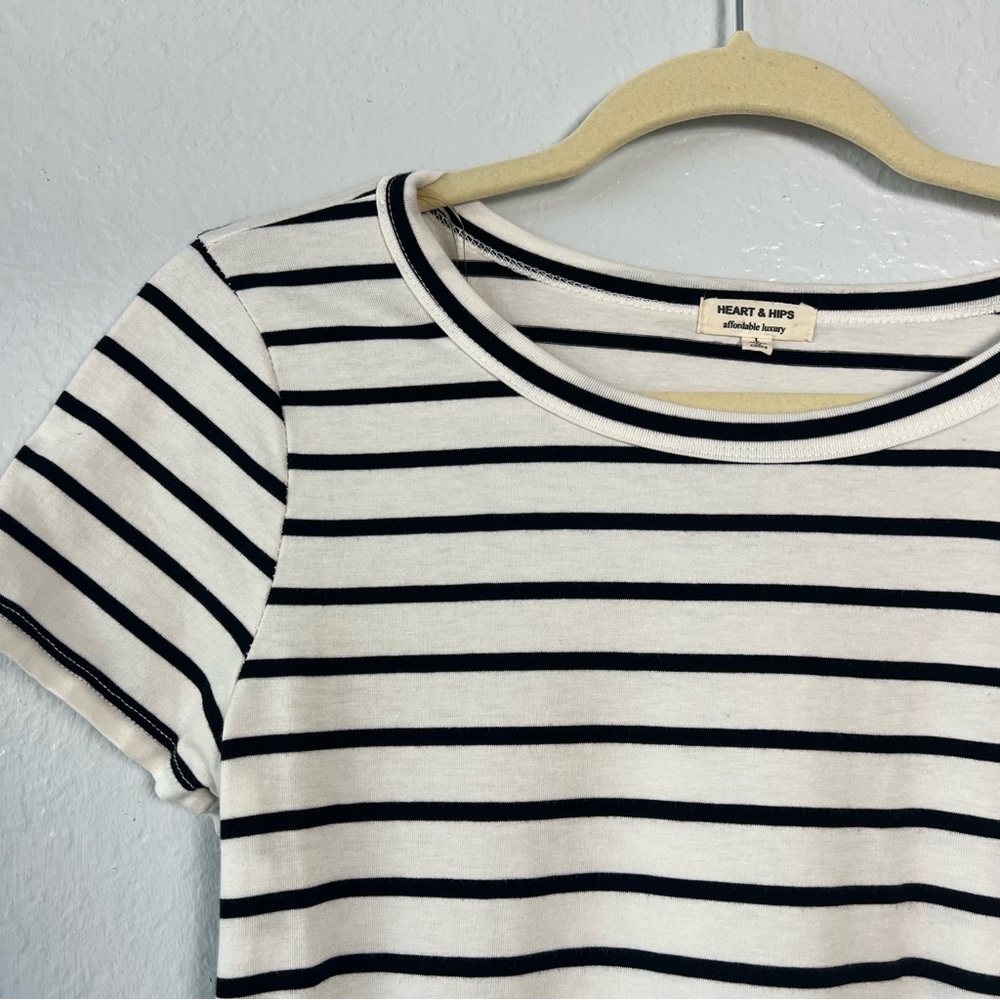 HEART & HIPS STRIPED DRESS‎ - Picture 3 of 13